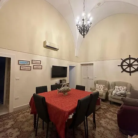 بيت للعطل Casa Vacanze Gallipoli غالّيبولي